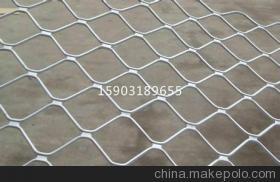 礦篩用軋花網(wǎng) 解析黑絲與盤條軋花網(wǎng)的特點(diǎn)與應(yīng)用